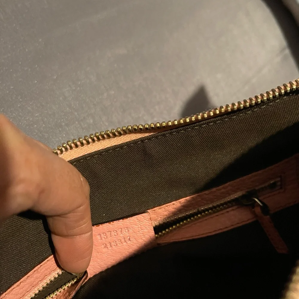 Authentic Pink Leather Gucci ANITA Handbag with Bamboo handle and bamboo zipper - Picture 7 of 17